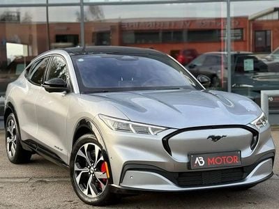 Gris Occasion 2022 Ford Mustang Mach-E Extended Range SUV | 30 990 € (Prix juste)