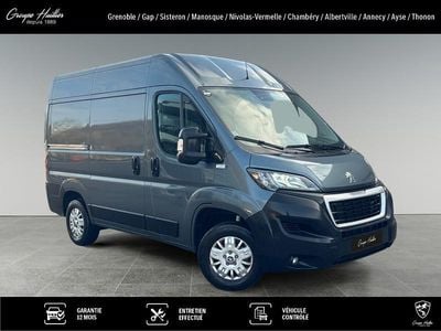 Occasion 2020 Peugeot Boxer Premium Van | 23 760 € (Prix cher)