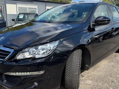 Occasion 2015 Peugeot 308 Active Break | 8 990 € (Prix assez cher)