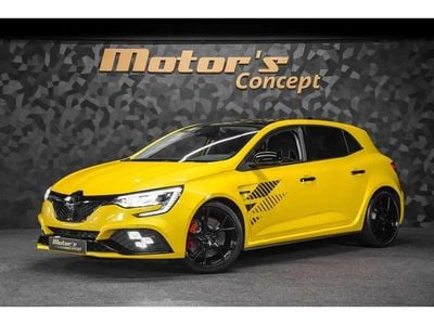 Jaune Occasion 2023 Renault Mégane IV R.S. Citadine | 54 348 €