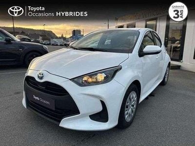 Blanc Occasion 2023 Toyota Yaris Hybrid Berline | 18 990 € (Prix juste)
