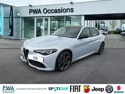 Gris Nouvelle 2025 Alfa Romeo Giulia Veloce Berline | 48 900 € (Prix juste)