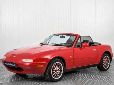 Rouge Occasion 1995 Mazda MX5 Cabriolet | 12 900 €
