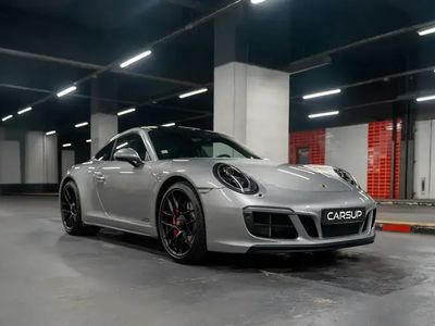 Porsche 911 Carrera GTS