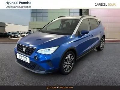 Bleu asphalte métal/toit blanc candy Occasion 2021 Seat Arona SUV | 13 990 € (Prix juste)