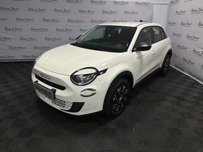 Blanc Occasion 2025 Fiat 600 SUV | 26 200 € (Prix juste)