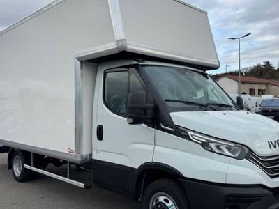 Nouvelle 2025 Iveco Daily | 70 080 € (Prix assez cher)
