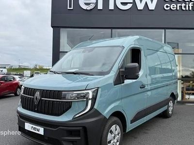 Bleu Occasion 2025 Renault Master Van | 45 999 €