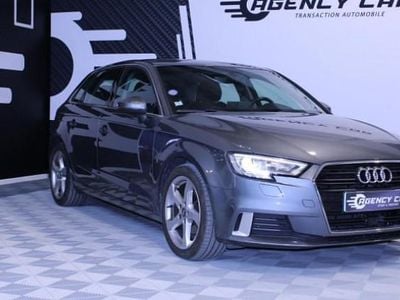 Gris Occasion 2020 Audi A3 Advanced Berline | 21 990 € (Bon prix)