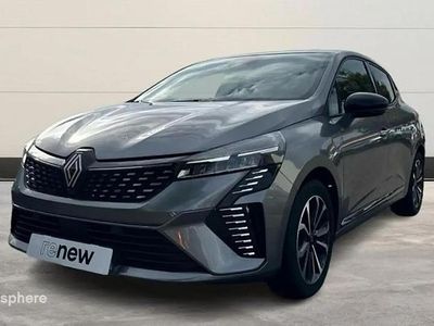 Gris Occasion 2024 Renault Clio V Techno Berline | 20 599 € (Prix juste)