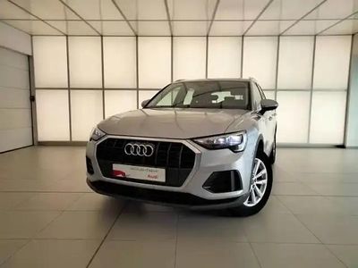 Argent fleuret metallise Occasion 2024 Audi Q3 Design SUV | 46 900 € (Prix cher)