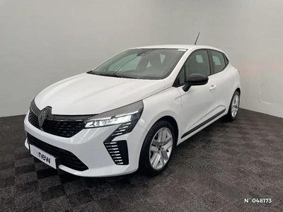 Blanc Occasion 2024 Renault Clio V Evolution Citadine | 17 990 € (Bon prix)