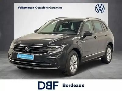 Gris Occasion 2022 VW Tiguan Life SUV | 29 999 € (Bon prix)