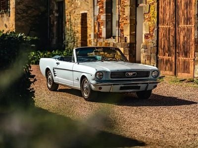 Occasion Ford Mustang 228 ch (167 kW) 1966 Bleu Cabriolet