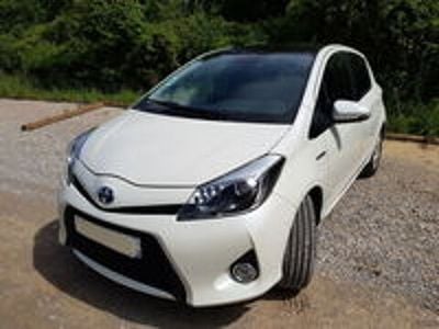 Occasion Toyota Yaris Hybrid Style 75 ch (55 kW) 2014 Blanc Berline