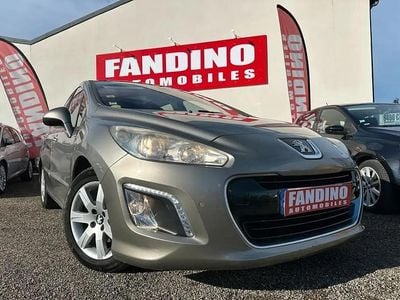 Beige Occasion 2013 Peugeot 308 Allure Berline | 8 490 € (Bon prix)