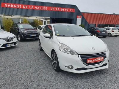 Blanc Occasion 2013 Peugeot 208 Citadine | 7 990 € (Prix juste)