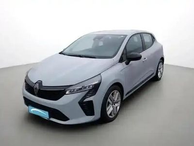 Gris rafale Occasion 2024 Renault Clio V Berline | 15 990 € (Prix juste)