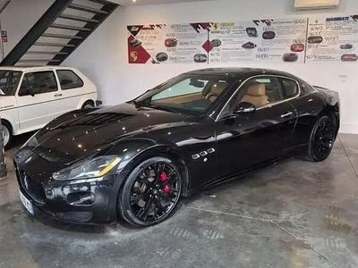 Noir Occasion 2011 Maserati Granturismo Coupé | 41 990 € (Prix juste)