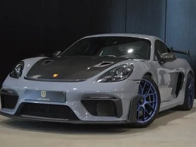 Porsche 718 Cayman GT4