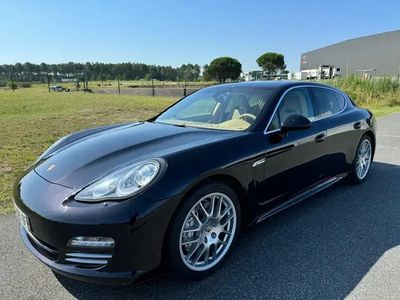 Porsche Panamera 4S