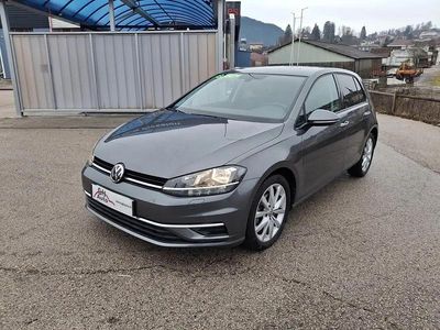 Gris Occasion 2018 VW Golf VII Berline | 18 790 € (Prix assez cher)