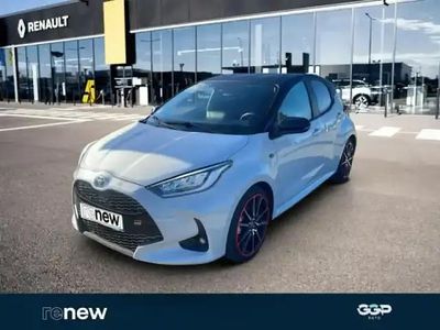 Gris Occasion 2022 Toyota Yaris Hybrid Sport Berline | 19 499 € (Prix juste)