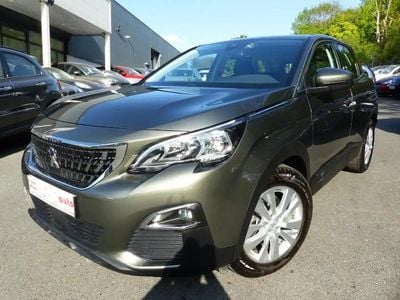 Gray Occasion 2017 Peugeot 3008 Active Break | 17 990 €