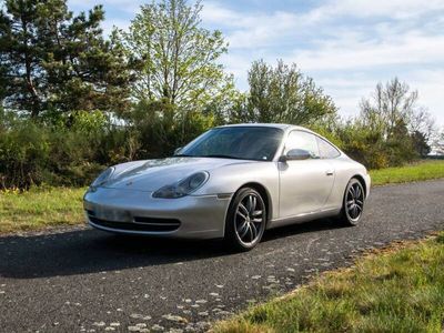 Porsche 911 Carrera 4