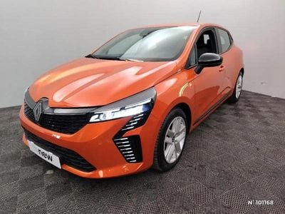 Occasion Renault Clio V Evolution 145 ch (106 kW) 2024 Orange Citadine