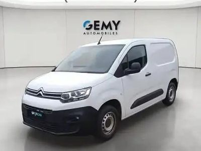 Blanc Occasion 2023 Citroën Berlingo PureTech Monospace | 13 940 €