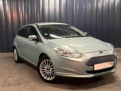 Gris Occasion 2014 Ford Focus Berline | 11 490 €