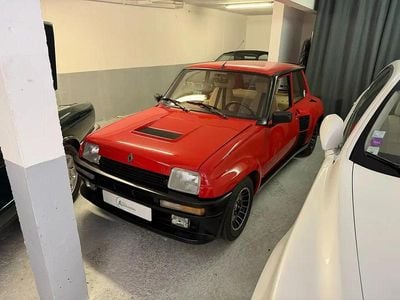 Rouge Occasion 1984 Renault R5 Citadine | 120 000 €