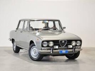 Argent Occasion 1973 Alfa Romeo 2000 Berline | 16 200 €