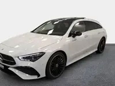 Mercedes CLA200