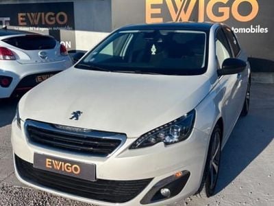 Blanc Occasion 2015 Peugeot 308 Berline | 9 489 € (Prix cher)