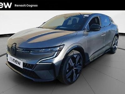 Gris Occasion 2023 Renault Mégane Iconic Berline | 25 990 € (Prix juste)