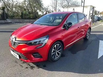 Rouge flamme Occasion 2023 Renault Clio V Berline | 20 490 € (Prix juste)