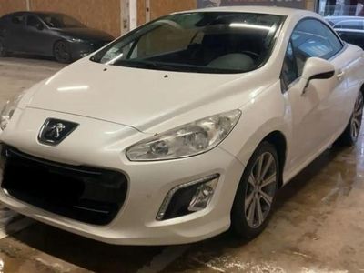 Blanc Occasion 2013 Peugeot 308 CC Cabriolet | 11 900 € (Prix juste)