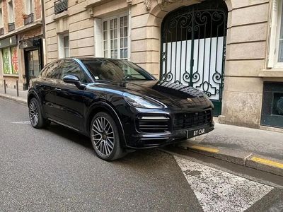 Noir Occasion 2020 Porsche Cayenne Coupe Sport Coupé | 77 900 € (Prix assez cher)