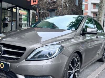 Mercedes B200