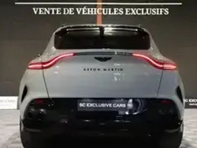 Aston Martin DBX 707