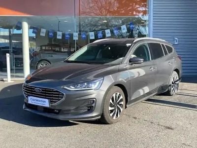 Gris métallisé Occasion 2024 Ford Focus Business Edition Break | 20 900 € (Prix juste)