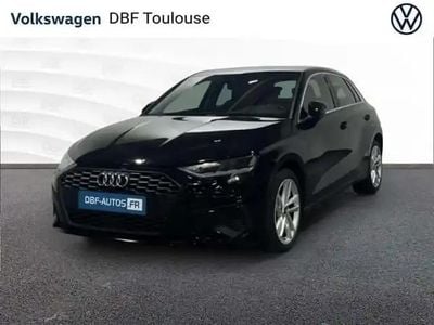 Noir Occasion 2023 Audi A3 Design Berline | 26 989 € (Bon prix)