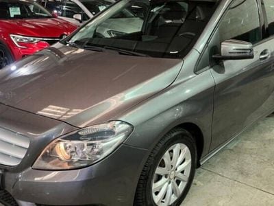 Mercedes B180