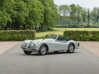 Gris Occasion 1953 Jaguar XK Cabriolet | 105 000 €