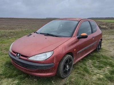 Occasion 1999 Peugeot 206 Premium Berline | 1 200 € (Bon prix)