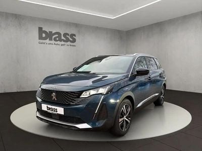 Bleu Occasion 2024 Peugeot 5008 GT SUV | 32 490 € (Prix juste)
