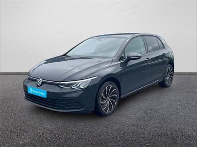 Occasion 2020 VW Golf VIII Life Berline | 19 890 € (Prix assez cher)