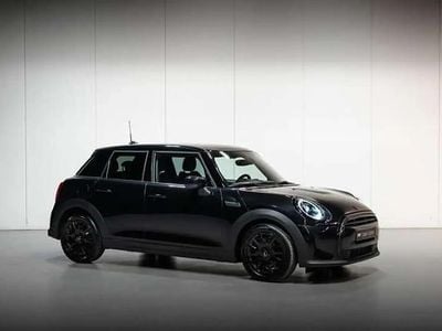 Noir Occasion 2023 Mini Cooper Citadine | 23 950 € (Bon prix)
